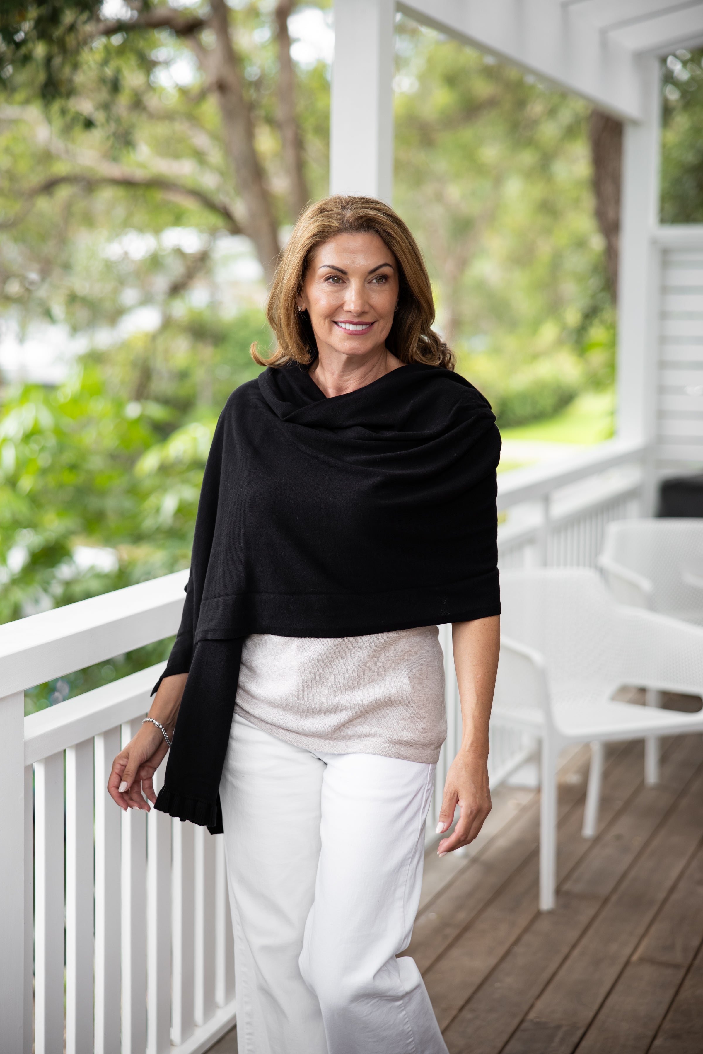 Ruffle Travel Wrap Ebony