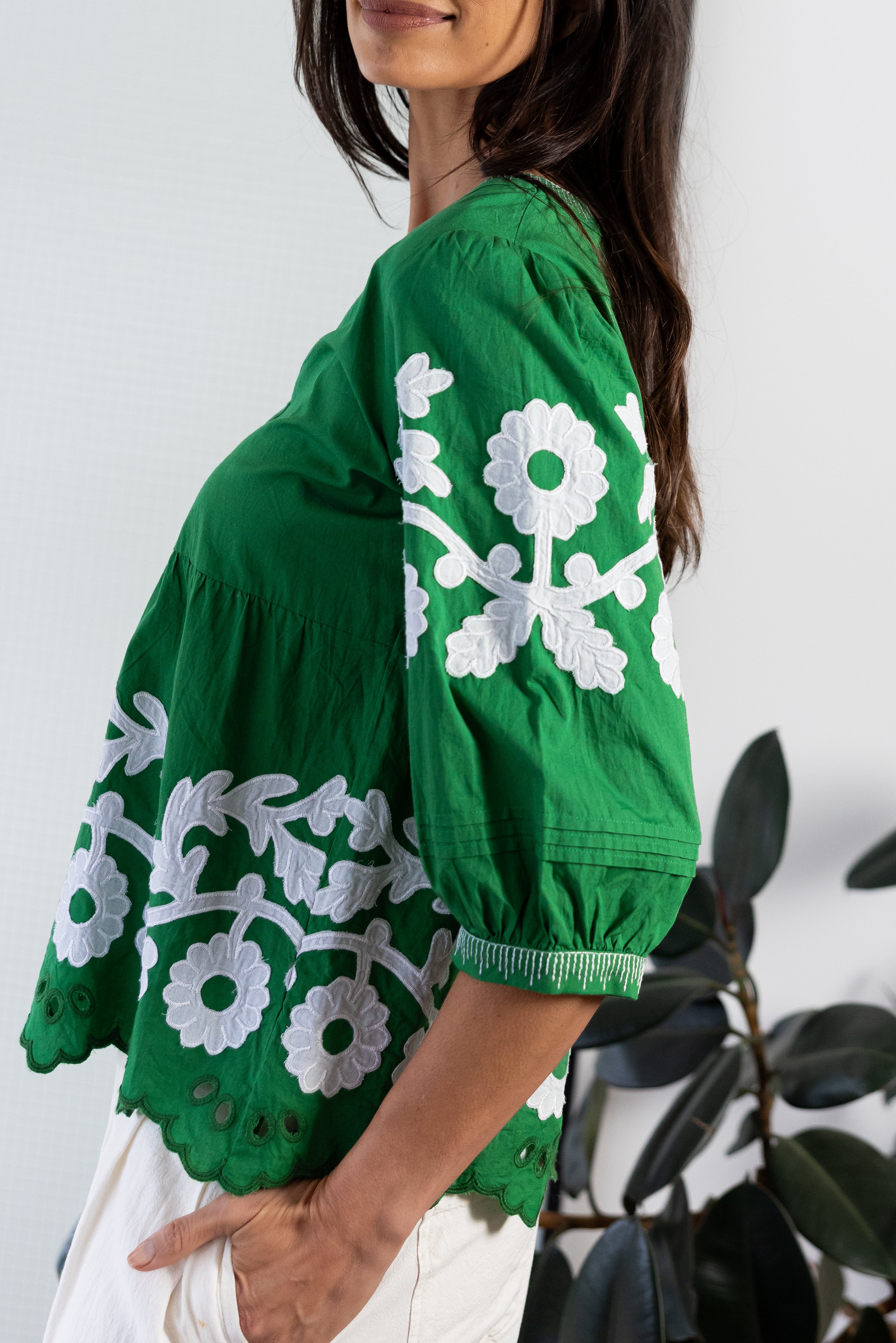 Gladiola Top Leaf Green