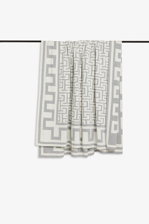Ash Grey Maze Blanket